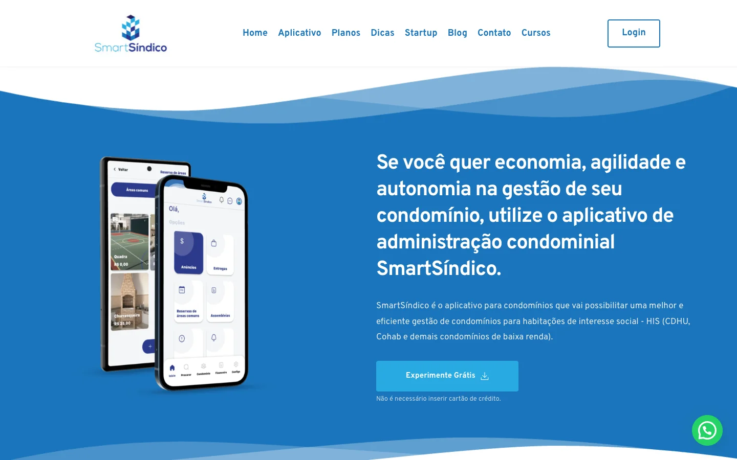 The SmartSíndico website: a blue landing page with two phones and a headline in Portuguese.